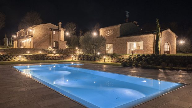 10 Ab Piscina Notturno 1044668 Scaled